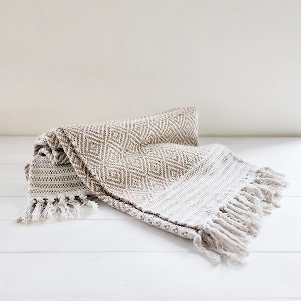 Boho Triangle Rug - Ivory